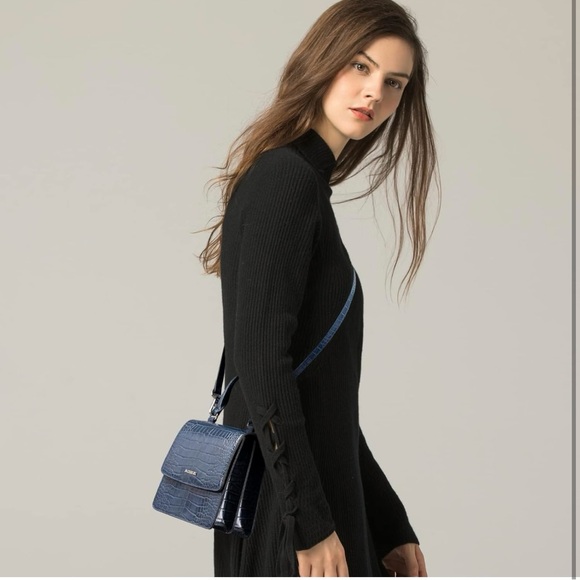 Blue Crocodile Leather Pattern crossbody bag handbag - Picture 2 of 6